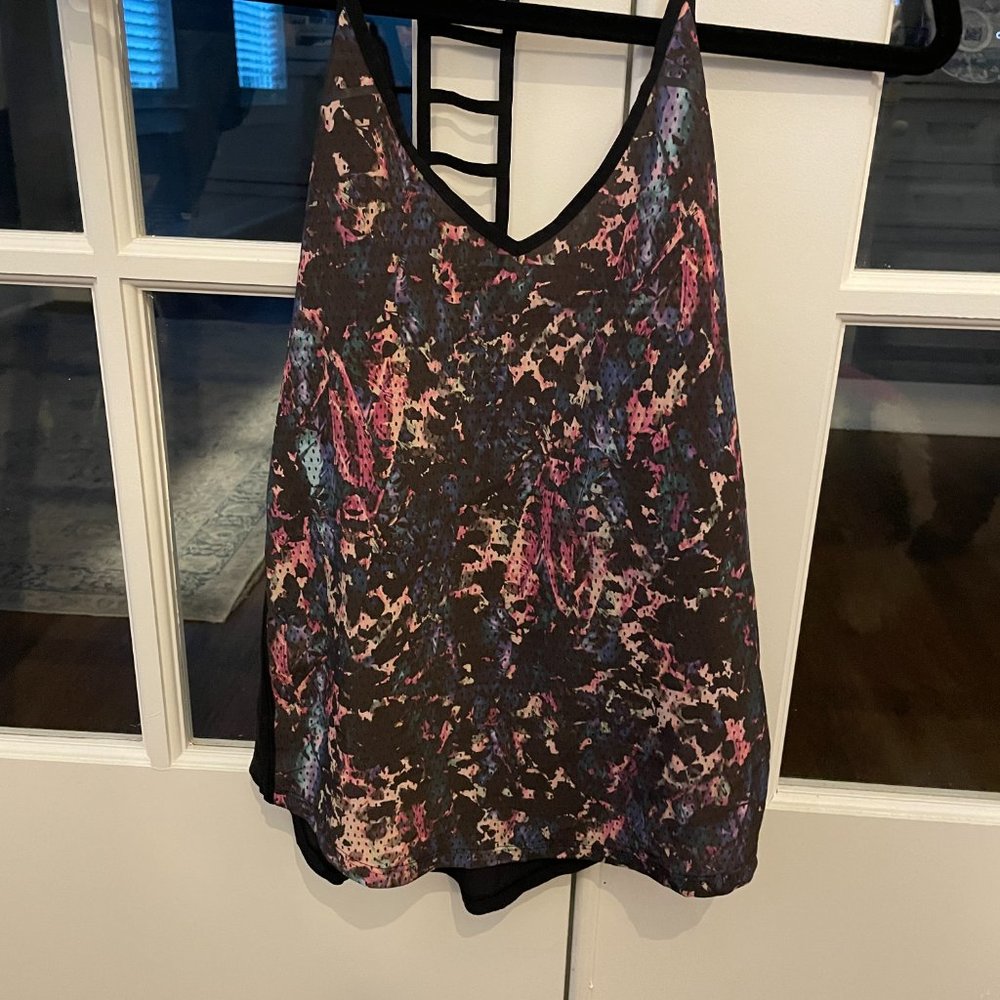 Lululemon print racerback tank size 4